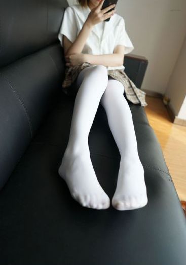 没有罩子的瑜伽老师_超清手机在线观看