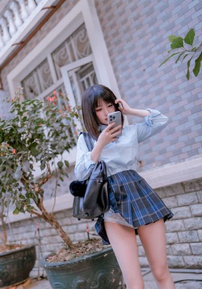 yy青苹果_国产剧高清电影在线