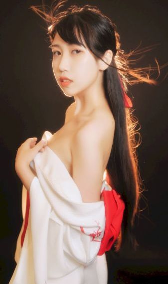 夜孔雀_HD全集免费播放